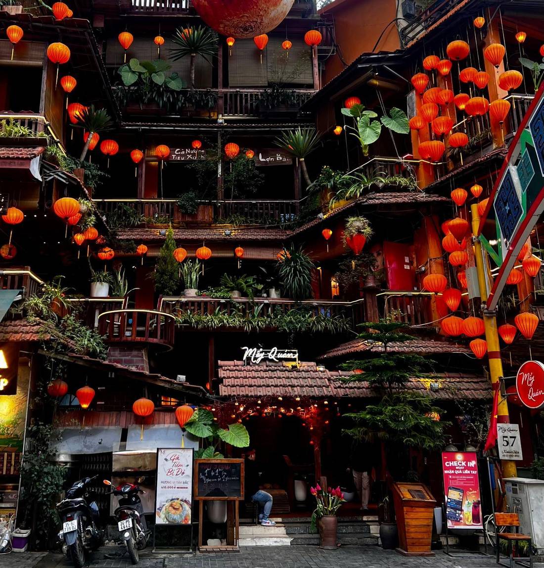 Little Charm Hanoi Hostel